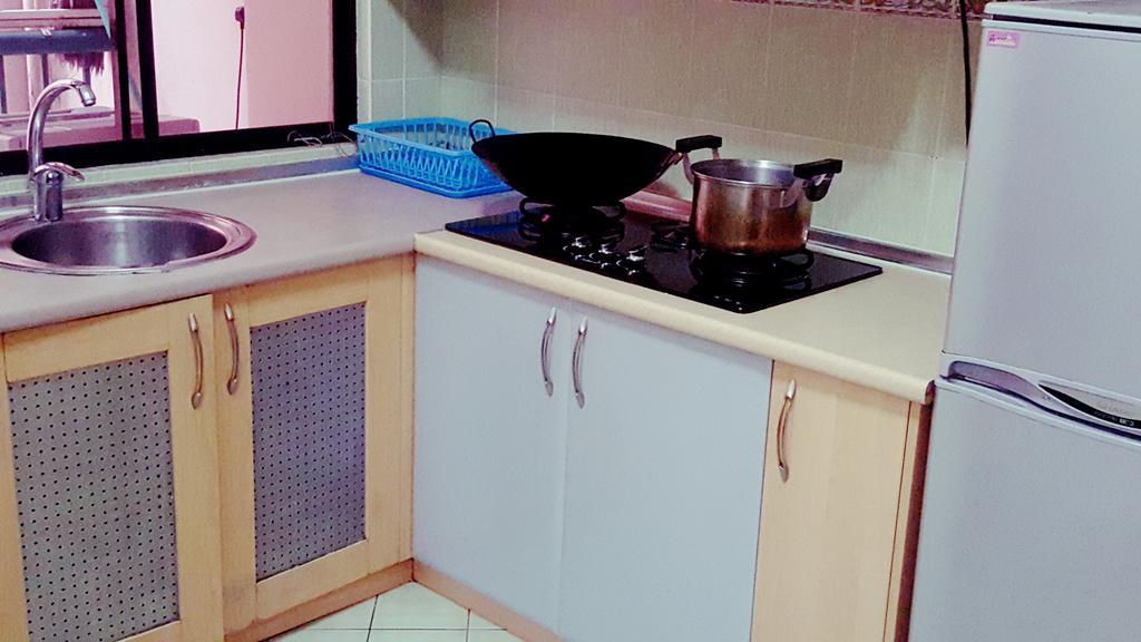 Marina Court Kk City Homestay Kota Kinabalu Dış mekan fotoğraf